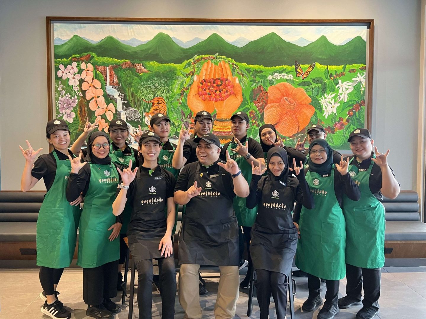 Một cửa hàng Starbucks tại thủ đô Kuala Lumpur của Malaysia. Ảnh: Starbucks Malaysia